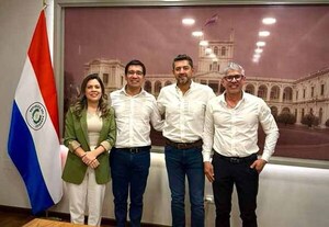 Landy Torres respalda con firmeza la candidatura de Rigoberto Chamorro en Ciudad del Este | DIARIO PRIMERA PLANA