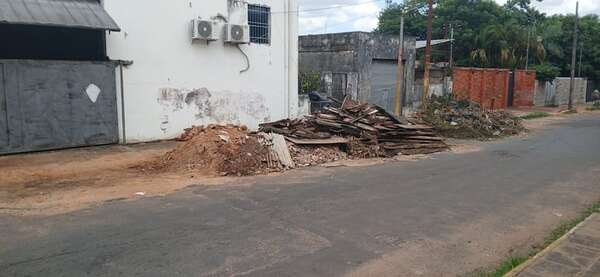 Fernando de la Mora: Municipalidad no recoge la basura desde el año pasado - Nacionales - ABC Color