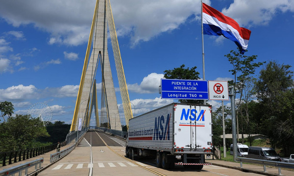 Agencias de turismo ven con optimismo cruce de buses a Brasil por Puente de la Integración