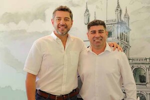 Magno Álvarez es el precandidato oficial de Honor Colorado para la Intendencia de CDE | DIARIO PRIMERA PLANA