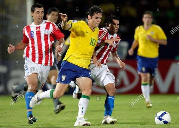 ¿A quién pertenecía la camiseta albirroja que Dani Alves tenía puesto en su posteo? - Fútbol Internacional - ABC Color