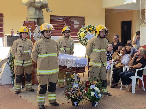 El último adiós a Álvaro Benítez, un bombero que dejó huella en la familia bomberil - Concepción al Día