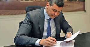 La Nación / Peña reglamenta la Ley de PGN 2026