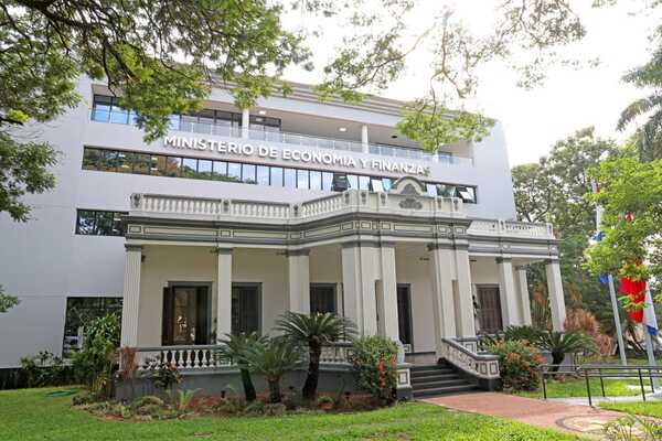 MEF descarta subir impuestos para déficit de Caja Fiscal