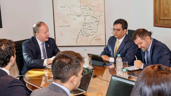 FMI libera USD 117 millones para Paraguay tras revisión