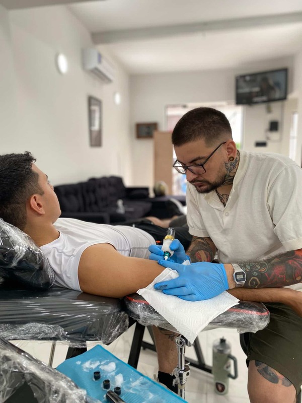 Tatuajes: Entre la moda y la permanencia consciente