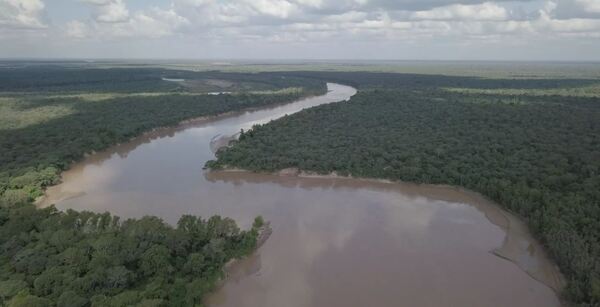 Río Bermejo se desborda y amenaza con bloquear el río Paraguay