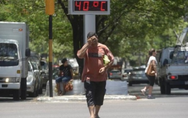 Meteorología anuncia máximas de 40°C este viernes