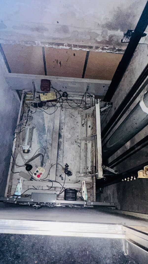 Accidente por desprendimiento de ascensor deja varios heridos en Encarnación