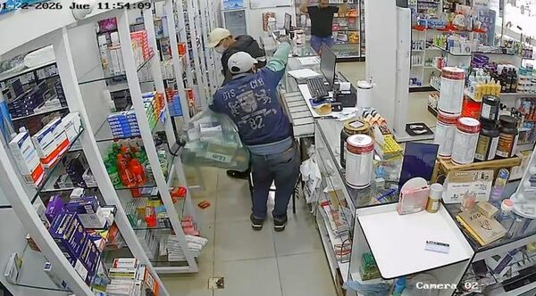 Minga Guazú: asaltan farmacia y se llevan medicamentos para adelgazar | Unicanal