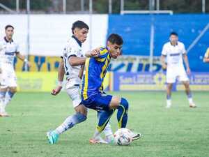 La primera función en la Terraza del País
