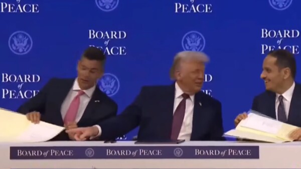 Piden cautela en la política exterior del gobierno de Santiago Peña