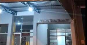 La Nación / Encarnación: cuatro personas heridas tras caer un ascensor del quinto piso de un edificio