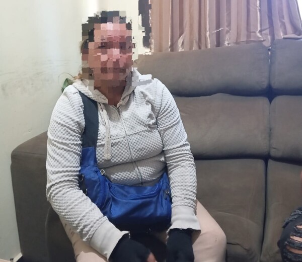 Popular / ¡Doña okañy de su “amorchi” violento y apareció después de 4 años!