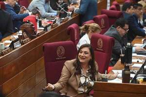 Rocío Abed deja de ser líder de la bancada cartista: Este es el motivo - Política - ABC Color