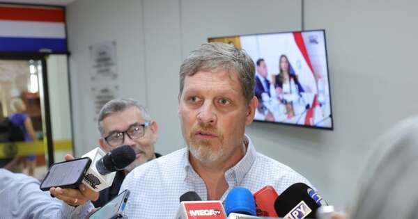 Diario HOY | Caja Parlamentaria debe modificarse antes de la Caja Fiscal, dice Chase