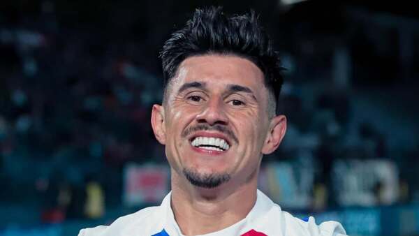 Adam Bareiro a Olimpia “está difícil”