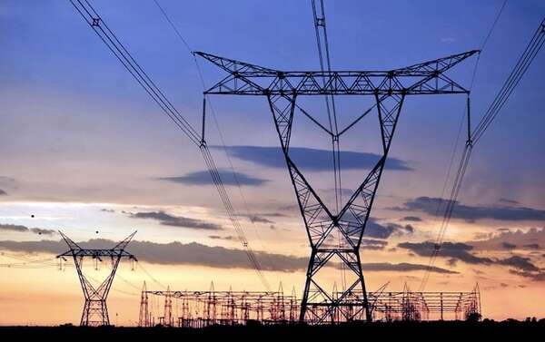 AUDIO: Ingenieros dicen que la autonomía de la ANDE y el sistema eléctrico están en riesgo  - A La Gran 7-30 - ABC Color