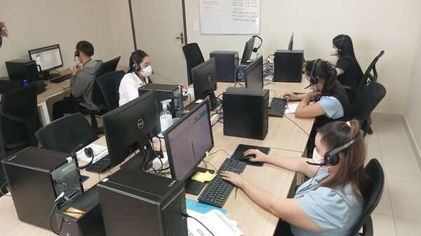 Video: descontratan a funcionarias tras video de maltrato en Call Center del Hospital de Coronel Oviedo  - Nacionales - ABC Color