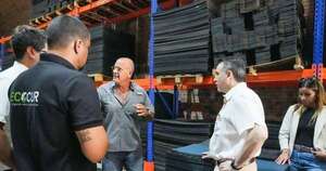 La Nación / Mipyme recicladora de cubiertas concreta exportaciones de pisos a Brasil y Argentina