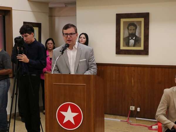 Ligas Agrarias Cristianas repudian elogios del titular de Aneaes a dictadura de Stroessner - Nacionales - ABC Color