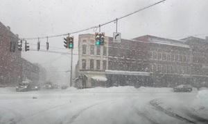 Nueva York activa la emergencia estatal ante una intensa tormenta de nieve y frío extremo
