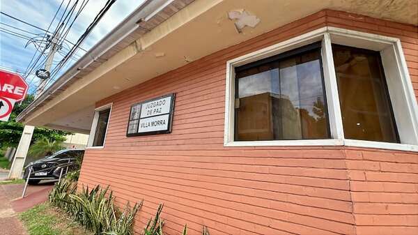 Mafia de los pagarés: denuncian que juzgados de paz incumplen levantamientos de embargos - Nacionales - ABC Color