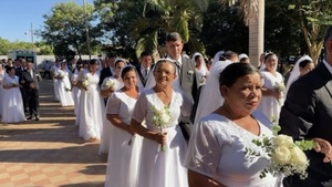 Belén celebró el primer matrimonio comunitario del año con 65 parejas