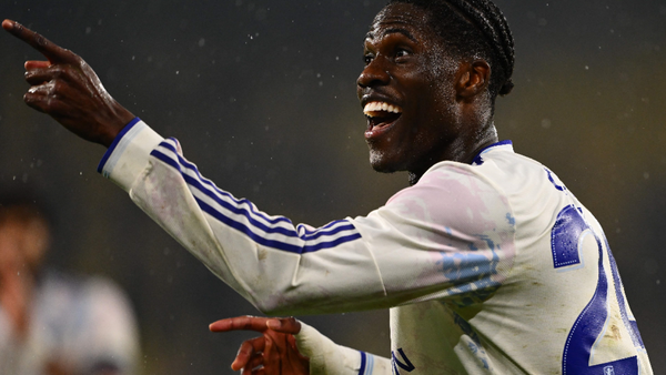 Lyon y Aston Villa aseguran su pase a octavos en la Europa League