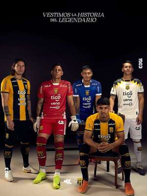 Guaraní y una vuelta a los orígenes para presentar su nueva camiseta - Guaraní - ABC Color