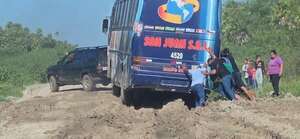 Alto Paraguay: piden demandar a empresa vial por no reparar caminos - Noticias del Chaco - ABC Color