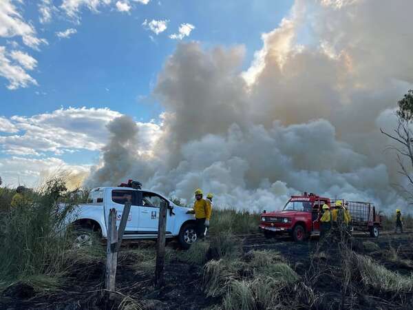 Reportan varios incendios de pastizales en Concepción - Nacionales - ABC Color