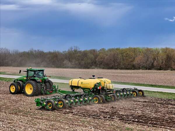 Importación de maquinarias usadas en alza  - ABC Rural - ABC Color