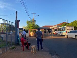 Cambistas optimistas por el flujo de visitantes en la temporada de verano en Encarnación