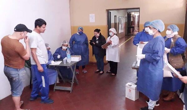 Coordinan acciones para mejorar atención sanitaria en las cárceles