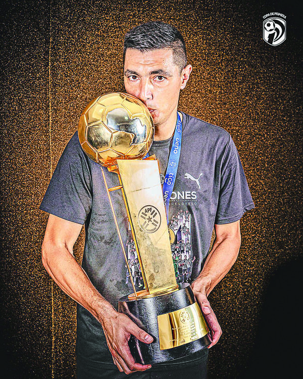 Cada vez que duerme sueña con "Tacuara" he'i