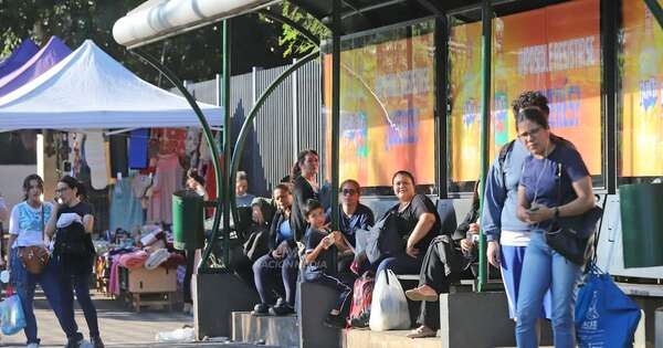 La Nación / Reguladas: hay menos colectivos por vacaciones, argumenta titular de Cetrapam