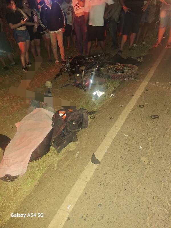 Tragedia en Carapeguá: choque de motos deja un muerto y un herido - Nacionales - ABC Color