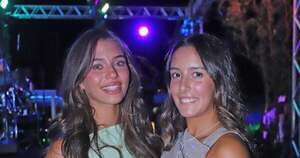 La Nación / Elección de reinas en el Náutico: Valeria y Ernestina son las nuevas soberanas