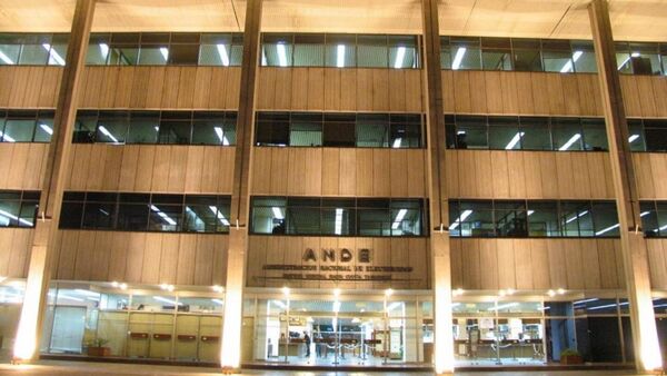 Expertos critican tarifa subsidiada de ANDE para industrias convergentes