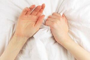 Orgasmo sin trauma: cuando el placer también es seguridad