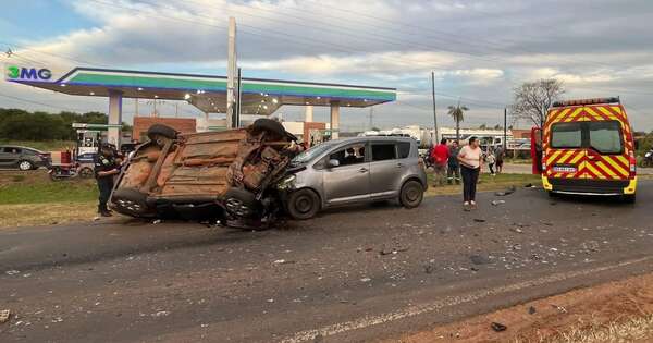 La Nación / Triple choque en ruta Ypané-Villeta dejó dos fallecidos