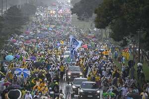 Miles de seguidores de Jair Bolsonaro marchan en Brasilia por su libertad - Mundo - ABC Color