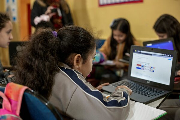 Proyectos del FEEI permiten incorporación de tecnología en la educación y primera infancia