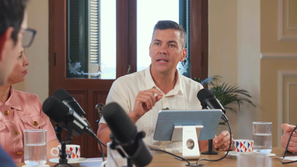 Peña resalta su política exterior y afirma: "Nos da miedo mirar hacia afuera"