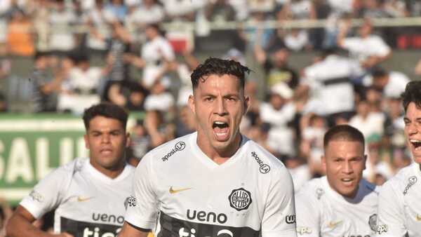 Olimpia comienza con victoria la era Sánchez