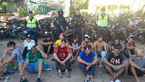 Amplio despliegue policial en el clásico más añejo dejó decenas de demorados - Policiales - ABC Color