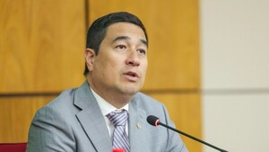 Senador refuta dichos con datos de la historia política