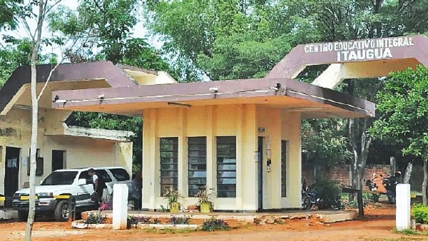 Continúa la búsqueda de adolescente que escapó del ex Panchito López - ADN Digital