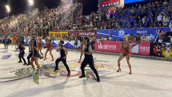 Brillo y pasión marcaron la segunda ronda de los Carnavales Encarnacenos 2026
